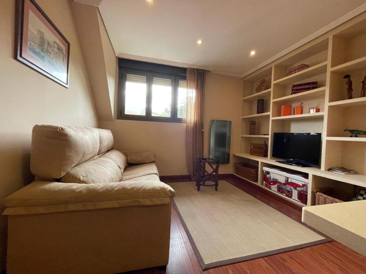 Apartamento Centro De Llanes Apartment Bagian luar foto